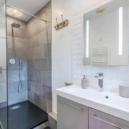 Apartment Hypercentre / Gares - Superbe T2 Equipe